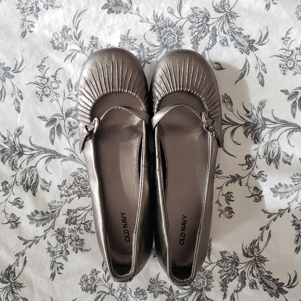 Old Navy flats